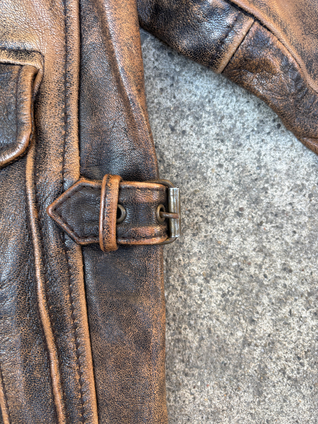 Giacca in Pelle – Modello Aviatore Americano Vintage (XL)