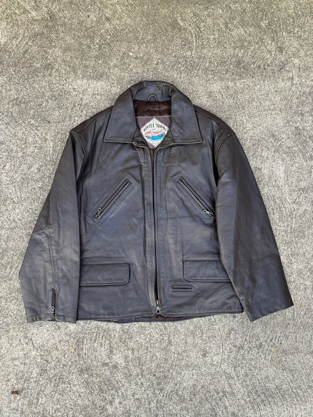 Giacca Winter Trophy in pelle marrone da uomo, bomber utility vintage anni 90 con multi tasche e fibbie (M)