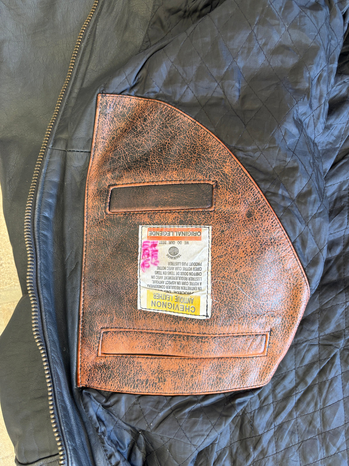 Giacca Bomber in Pelle Chevignon “Sky Wolf” Vintage Anni ’90