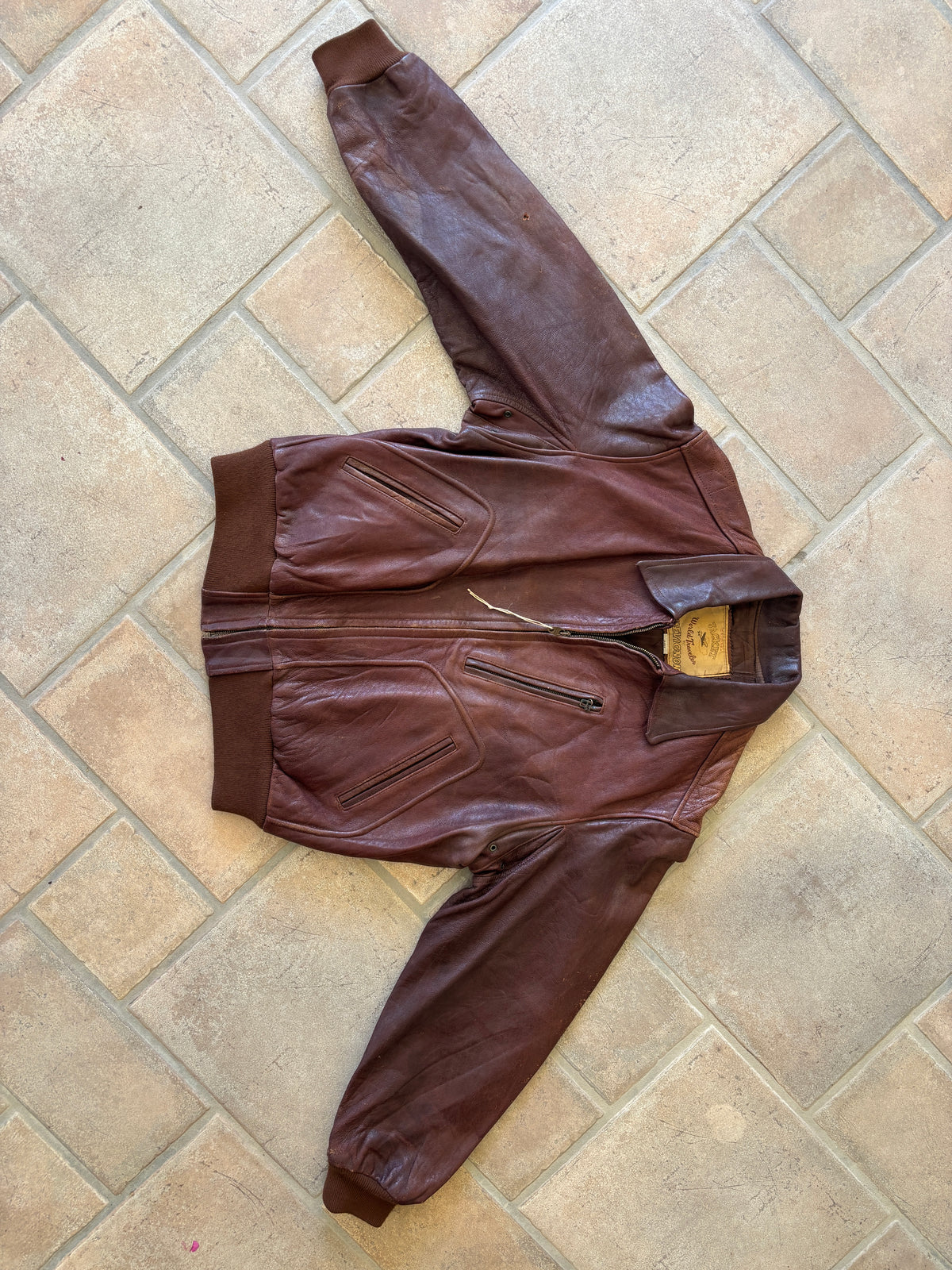 Giacca Bomber in Pelle Chevignon “World Traveler” Vintage Anni ’80