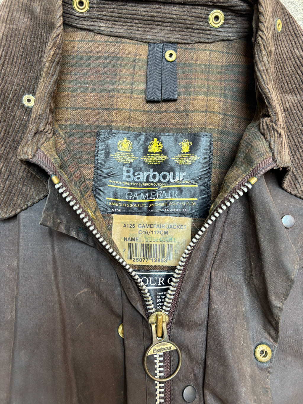 Vintage 1990s Barbour Gamefair A125 Waxed Jacket C46 Made in England 3 Warrant