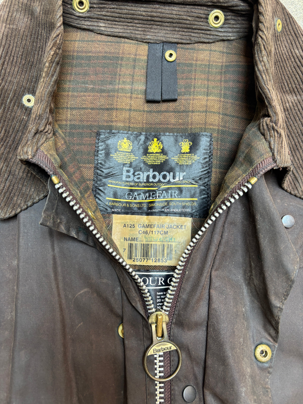 Vintage 1990s Barbour Gamefair A125 Waxed Jacket C46 Made in England 3 Warrant